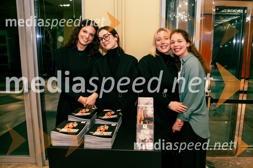 James Brown je uporabljal navijalke, premiera drame v MGL