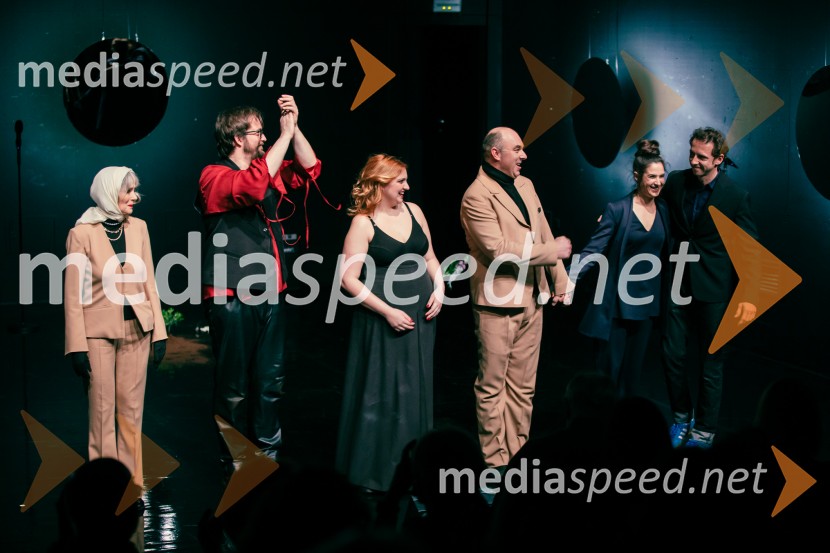 James Brown je uporabljal navijalke, premiera drame v MGL