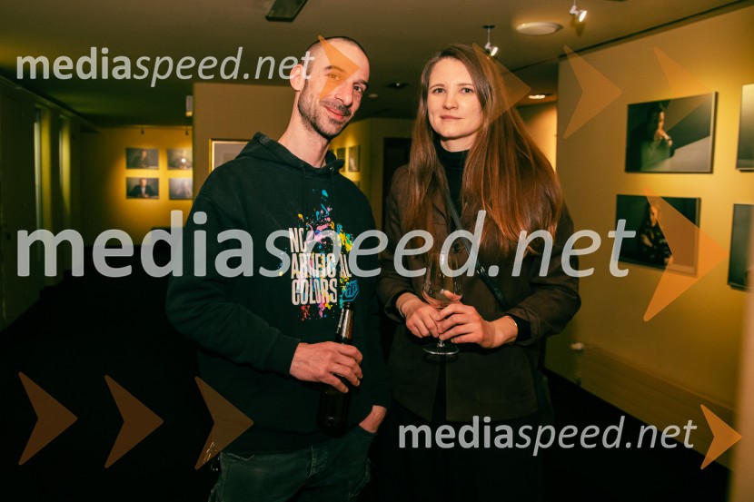  Borut Bučinel, oblikovalec svetlobe;  ... James Brown je uporabljal navijalke, premiera drame v MGL