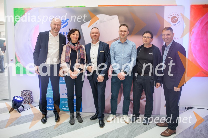  Zoran Mabić, generalni direktor Lesaffre Adriatic in Lesaffre Slovenija;  ... ;  Marko Pulko, direktor, Lesaffre Slovenija;  ... ;  ... ;  ... Otvoritev novih poslovnih prostorov podjetja Lesaffre Slovenija