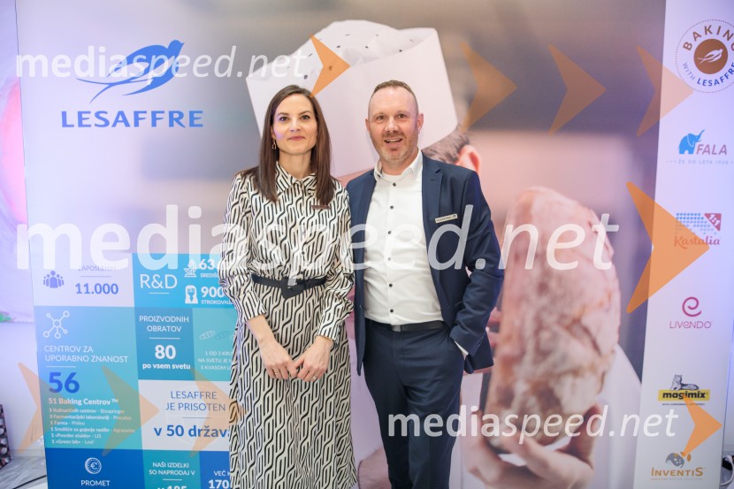  Neža Jus, vodja marketinga, Lesaffre Slovenija;  Marko Pulko, direktor, Lesaffre SlovenijaOtvoritev novih poslovnih prostorov podjetja Lesaffre Slovenija