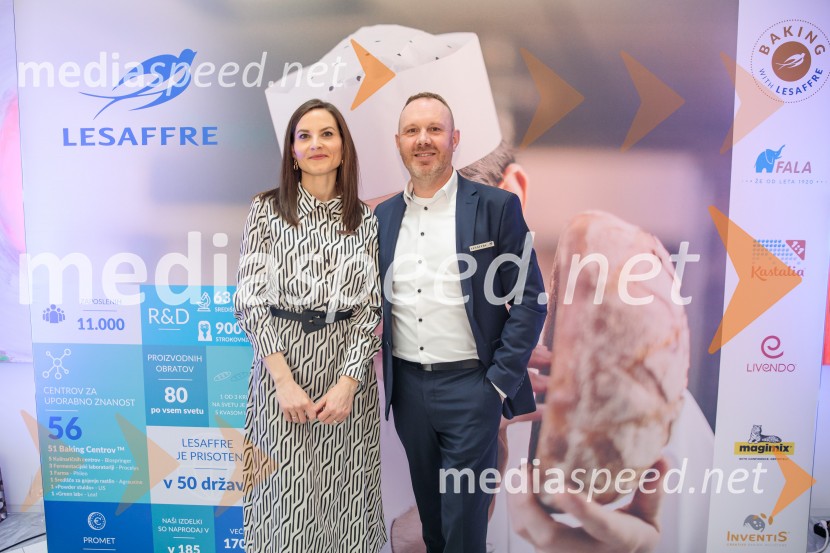  Neža Jus, vodja marketinga, Lesaffre Slovenija;  Marko Pulko, direktor, Lesaffre SlovenijaOtvoritev novih poslovnih prostorov podjetja Lesaffre Slovenija