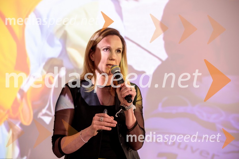  Petra Majdič, nekdanja slovenska smučarska tekačica, članica Odbora za podeljevanje Bloudkovih priznanjOtvoritev novih poslovnih prostorov podjetja Lesaffre Slovenija