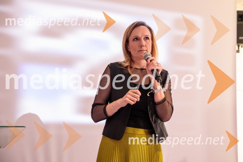  Petra Majdič, nekdanja slovenska smučarska tekačica, članica Odbora za podeljevanje Bloudkovih priznanjOtvoritev novih poslovnih prostorov podjetja Lesaffre Slovenija