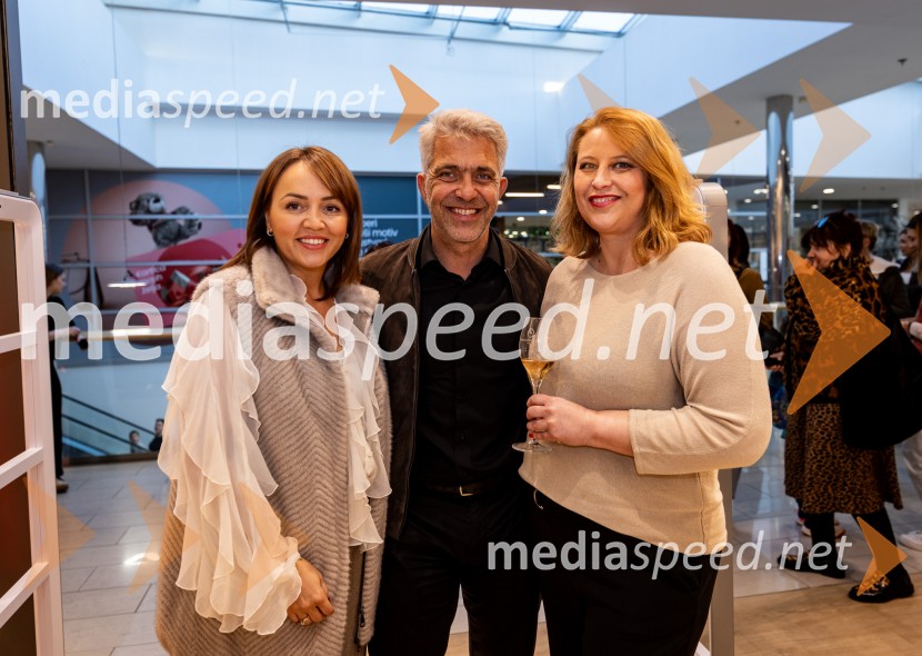  ... ;  Marko Arsenovič, managing director, s.Oliver Slovenia & Croatia;  Jana Janko, Vodja trgovin s.Oliver SLOOtvoritev s.Oliver trgovine v Supernovi Ptuj