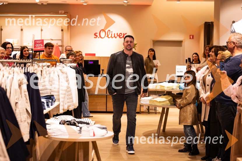  Tomi Gomilšek, podjetnik in glasbenikOtvoritev s.Oliver trgovine v Supernovi Ptuj