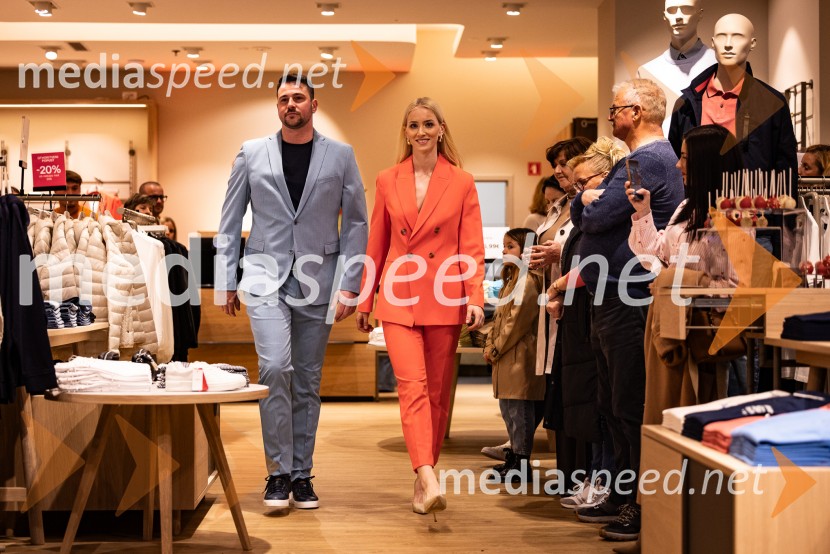  Tomi Gomilšek, podjetnik in glasbenik;  Alida Tomanič, športnica in Miss Slovenije 2024Otvoritev s.Oliver trgovine v Supernovi Ptuj