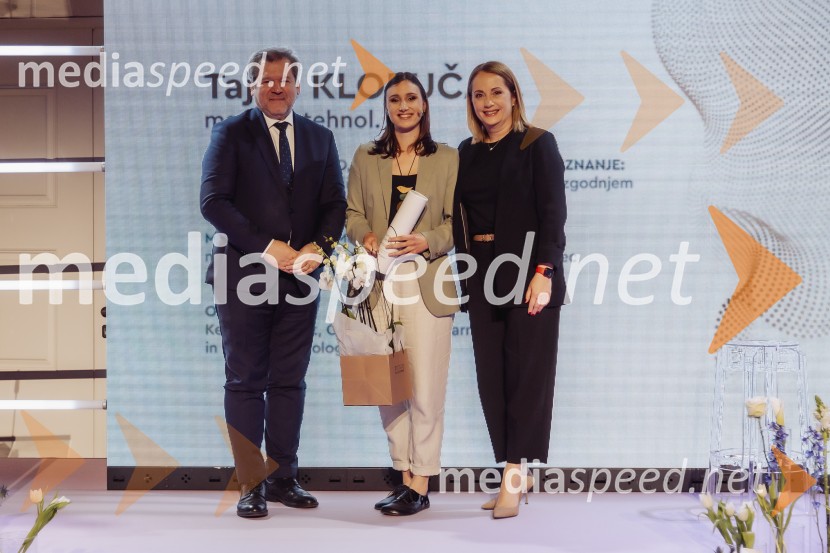  ... ;  Tajda Klobučar, raziskovalka na področju molekularne biologije;  ... L'oreal-Unesco Za ženske v znanosti 2025, podelitev priznanj