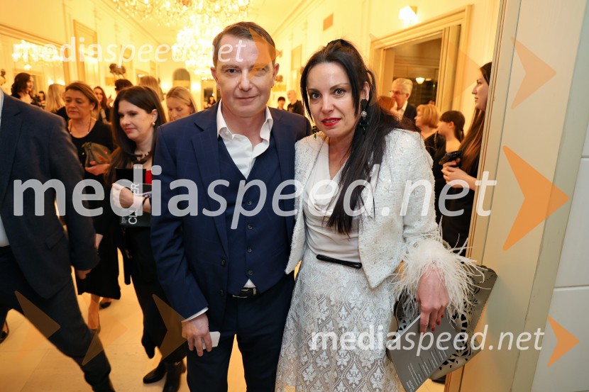  Tomaž Orešič, podpredsednik skupine Resalta;  Tijana Orešič Barač, dr. med. specialistka dermatologijeCluster, premiera svetovne koreografske uspešnice Edwarda Cluga, SNG Maribor