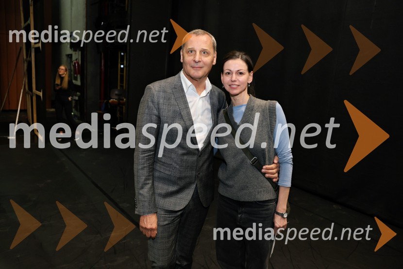  Danilo Rošker, direktor SNG Maribor;  ... Cluster, premiera svetovne koreografske uspešnice Edwarda Cluga, SNG Maribor