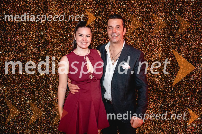  ... ;  Rok Ferengja, pevec, Rok'n bandVinske brbončice & Rock'n Roll