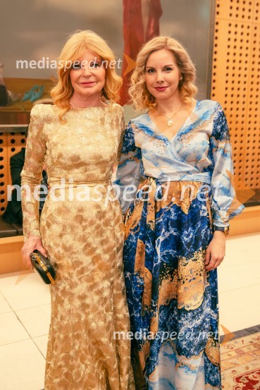  Darja Kuhar Kotnik, soustanoviteljica in podpredsednica Društva za zdravje naroda;  Natalija Radić, operna pevkaSlovenka leta 2024 je Jolanda Grom Ravnikar