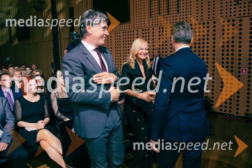 mag. David Kastelic, predsednik uprave, Grawe zavarovalnica d.d; dr. Jerneja Kastelic, direktorica, FarmadentSlovenka leta 2024 je Jolanda Grom Ravnikar