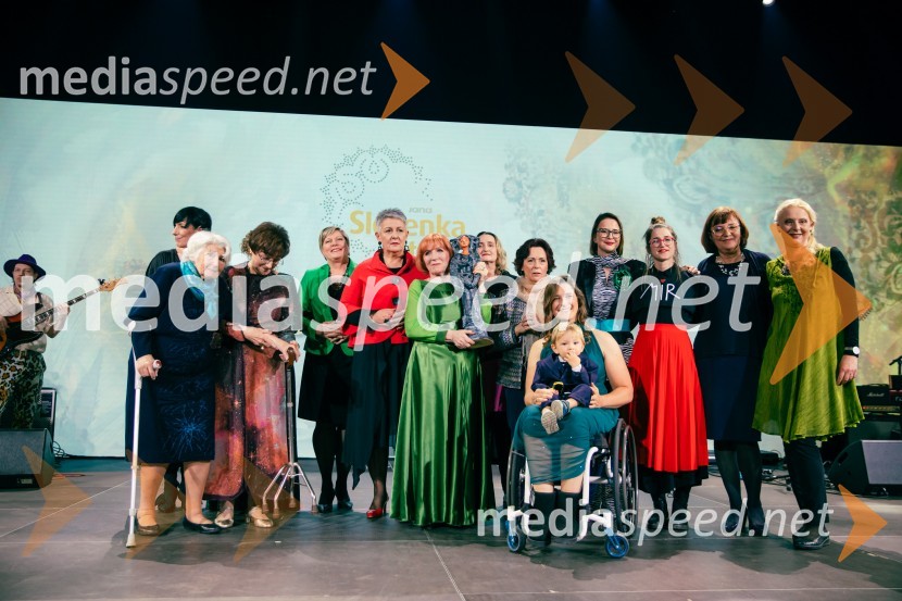  Jolanda  Grom Ravnikar, humanitarka, Slovenka leta 2024Slovenka leta 2024 je Jolanda Grom Ravnikar