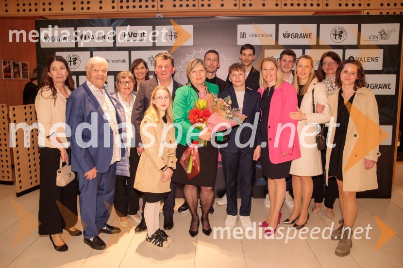 Slovenka leta 2024 je Jolanda Grom Ravnikar