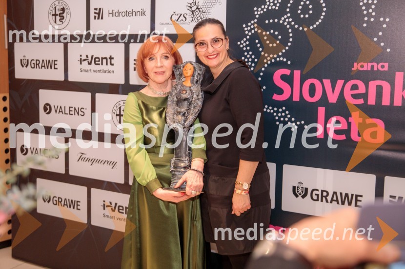  Jolanda  Grom Ravnikar, humanitarka, Slovenka leta 2024;  ... Slovenka leta 2024 je Jolanda Grom Ravnikar