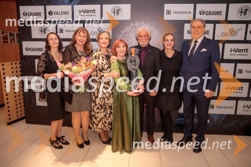  ... ;  ... ;  ... ;  Jolanda  Grom Ravnikar, humanitarka, Slovenka leta 2024;  ... ;  ... ;  ... Slovenka leta 2024 je Jolanda Grom Ravnikar
