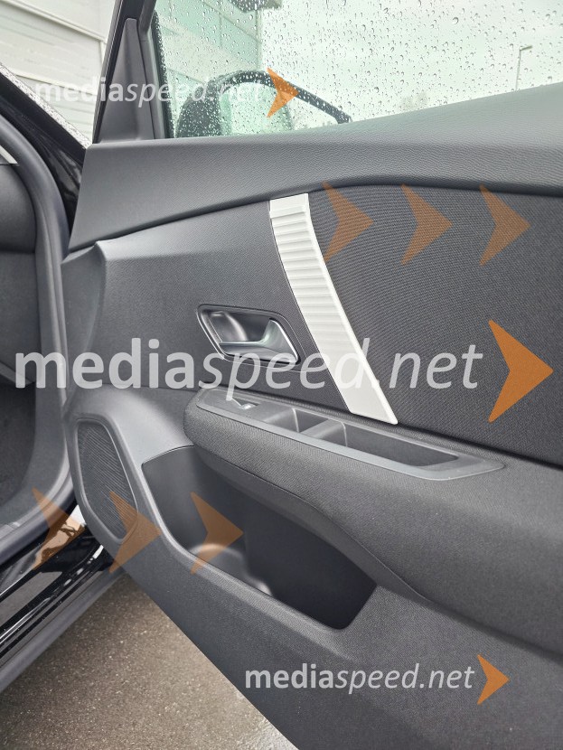 Citroën C4XNova Citroën C4 in C4 X, slovenska predstavitev