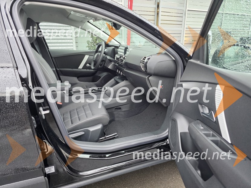 Citroën C4XNova Citroën C4 in C4 X, slovenska predstavitev