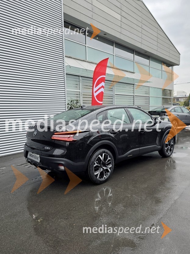 Citroën C4XNova Citroën C4 in C4 X, slovenska predstavitev