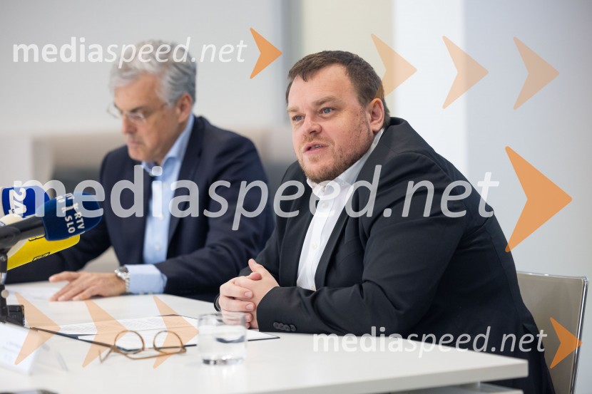  Črtomir Remec, direktor Stanovanjskega sklada;  Simon Maljevac, Minister za solidarno prihodnostNovinarska konferenca SSRS