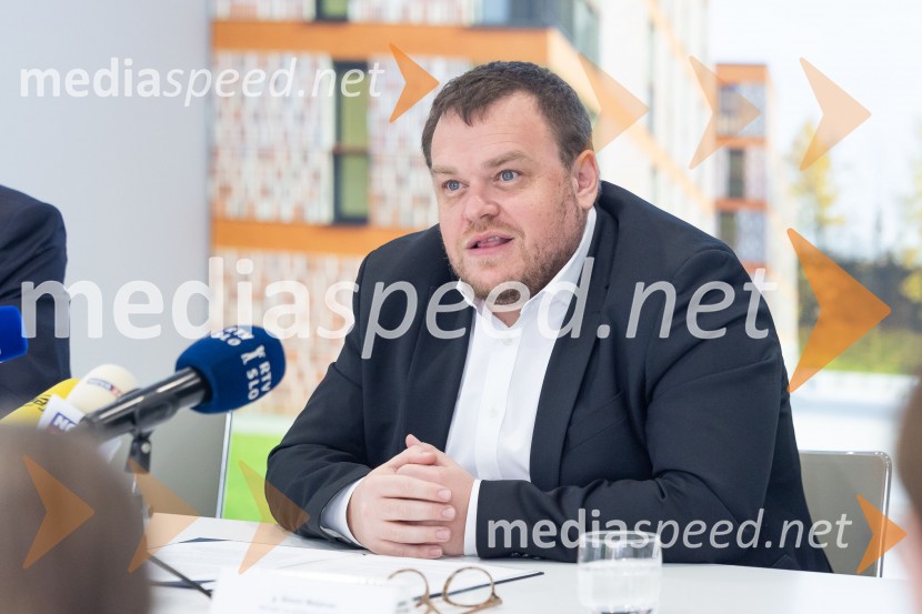  Simon Maljevac, Minister za solidarno prihodnostNovinarska konferenca SSRS