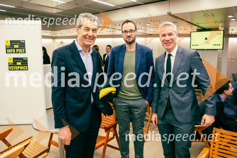  ... ;  ... ; dr. Simon Savšek, vodja pisarne Skupine Evropske investicijske banke v SlovenijiPodelitev 57. Nagrad GZS za izjemne gospodarske in podjetniške dosežke