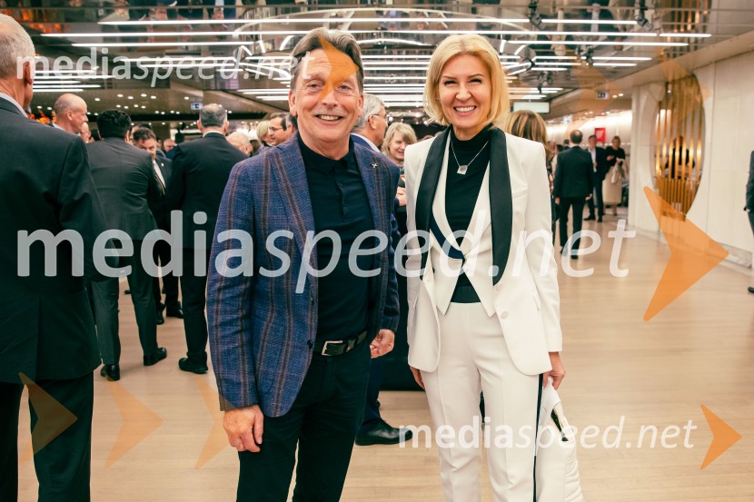  ... ;  Tanja Skaza, direktorica, Inštitut Skaza in solastnica Plastika Skaza d.o.o.Podelitev 57. Nagrad GZS za izjemne gospodarske in podjetniške dosežke