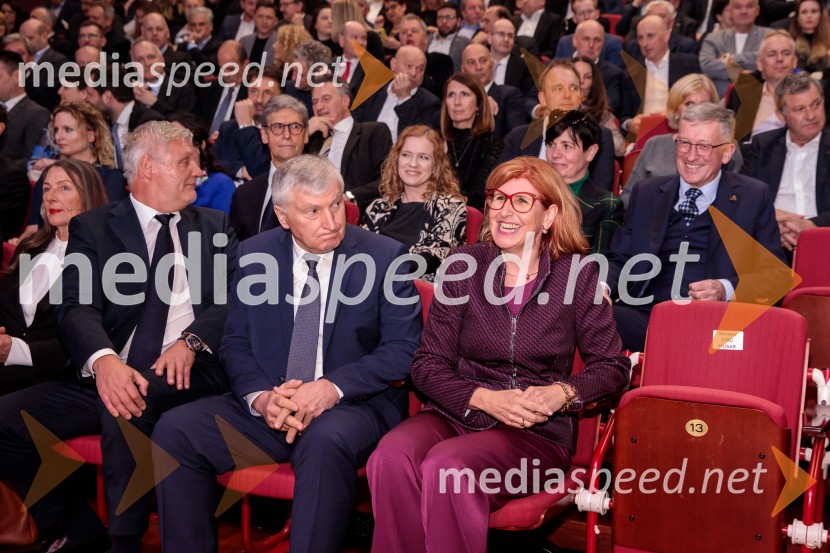  Milan Kuster, I-vent d.o.o.;  ... ;  Vesna Nahtigal, generalna direktorica GZSPodelitev 57. Nagrad GZS za izjemne gospodarske in podjetniške dosežke