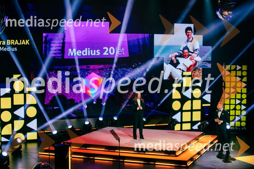  Estera Brajak, MediusPodelitev 57. Nagrad GZS za izjemne gospodarske in podjetniške dosežke