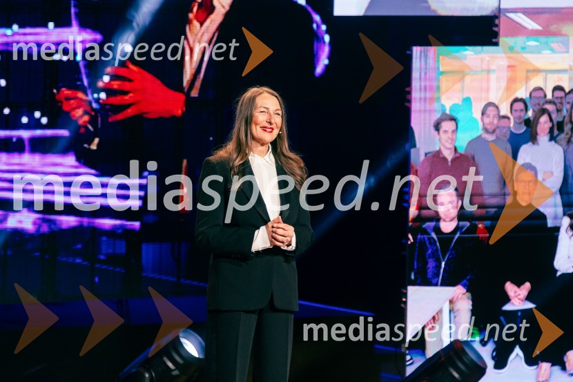  Estera Brajak, MediusPodelitev 57. Nagrad GZS za izjemne gospodarske in podjetniške dosežke