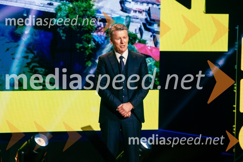  Enver Šišić, direktor skupine Perutnina Ptuj, d.o.o.Podelitev 57. Nagrad GZS za izjemne gospodarske in podjetniške dosežke