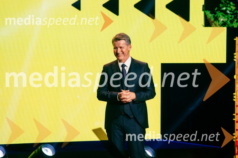  Enver Šišić, direktor skupine Perutnina Ptuj, d.o.o.Podelitev 57. Nagrad GZS za izjemne gospodarske in podjetniške dosežke