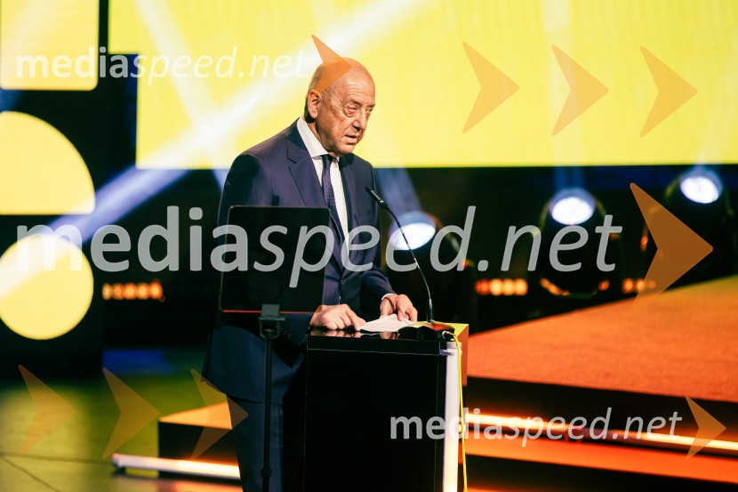  Tibor Šimonka, predsednik Gospodarske zbornice Slovenije Podelitev 57. Nagrad GZS za izjemne gospodarske in podjetniške dosežke