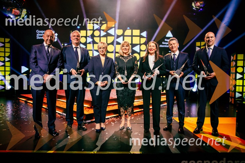  Tibor Šimonka, predsednik Gospodarske zbornice Slovenije ;  Milan Kuster, I-vent d.o.o.; dr. Nataša Pirc Musar, predsednica Republike Slovenije;  Medeja Lončar, direktorica Siemens Slovenija ter pobudnica izbora Inženirka leta;  Estera Brajak, Medius;  Enver Šišić, direktor skupine Perutnina Ptuj, d.o.o.;  Peter Čas, Vaider GroupPodelitev 57. Nagrad GZS za izjemne gospodarske in podjetniške dosežke