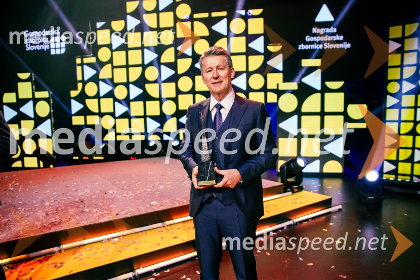  Enver Šišić, direktor skupine Perutnina Ptuj, d.o.o.Podelitev 57. Nagrad GZS za izjemne gospodarske in podjetniške dosežke