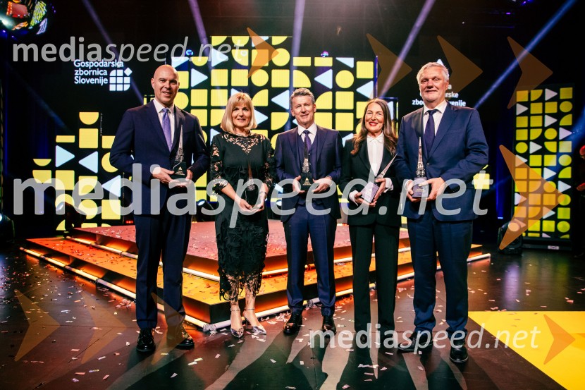 Peter Čas, Vaider Group;  Medeja Lončar, direktorica Siemens Slovenija ter pobudnica izbora Inženirka leta;  Enver Šišić, direktor skupine Perutnina Ptuj, d.o.o.;  Estera Brajak, Medius;  Milan Kuster, I-vent d.o.o.Podelitev 57. Nagrad GZS za izjemne gospodarske in podjetniške dosežke