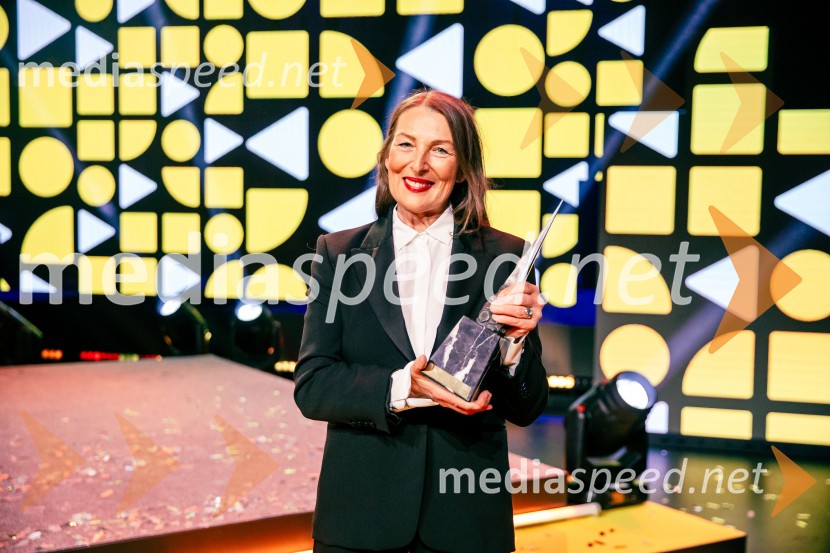  Estera Brajak, MediusPodelitev 57. Nagrad GZS za izjemne gospodarske in podjetniške dosežke