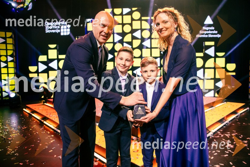  Peter Čas, Vaider Group;  ... ;  ... ;  ... Podelitev 57. Nagrad GZS za izjemne gospodarske in podjetniške dosežke