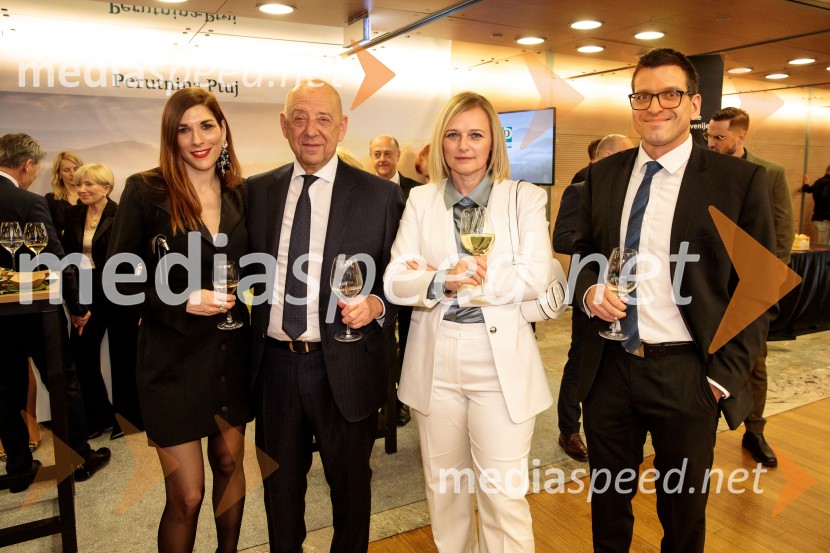  ... ;  Tibor Šimonka, predsednik Gospodarske zbornice Slovenije ;  ... ;  ... Podelitev 57. Nagrad GZS za izjemne gospodarske in podjetniške dosežke