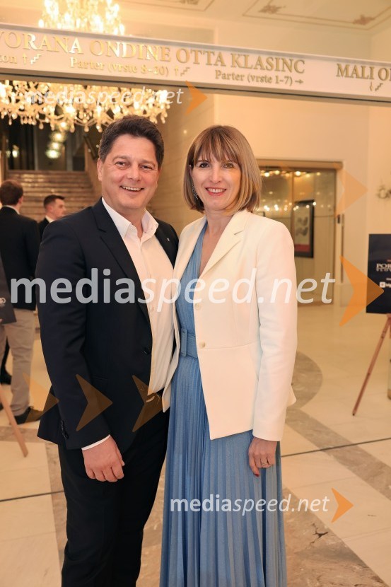  Jože Torkar, Kolektor Sisteh d.o.o.;  Klaudija  TorkarManagerski kulturni večer