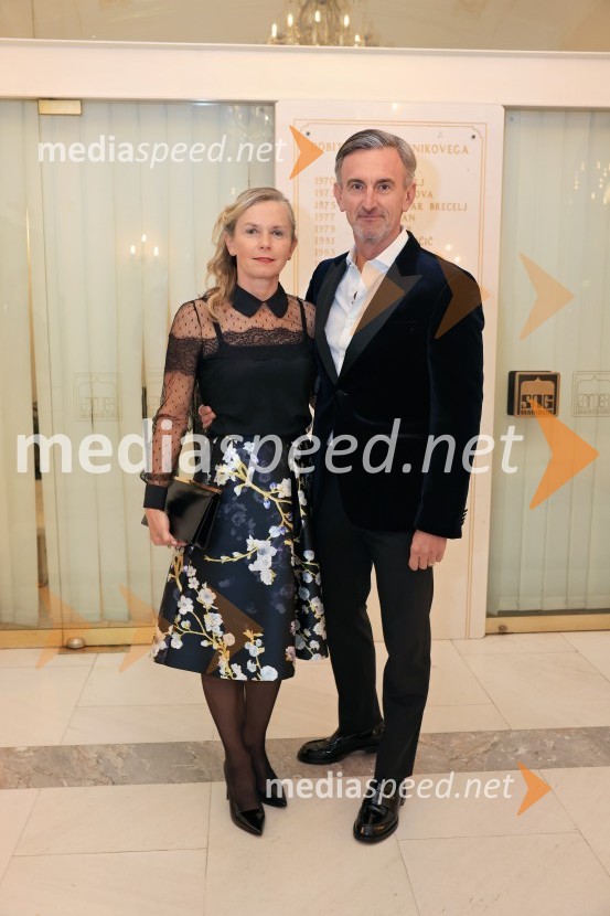  Alenka  Lukić, prof. za oblikovanje na Srednji šoli za oblikovanje MB;  Marko Lukić, lastnik in direktor družbe Lumar IGManagerski kulturni večer