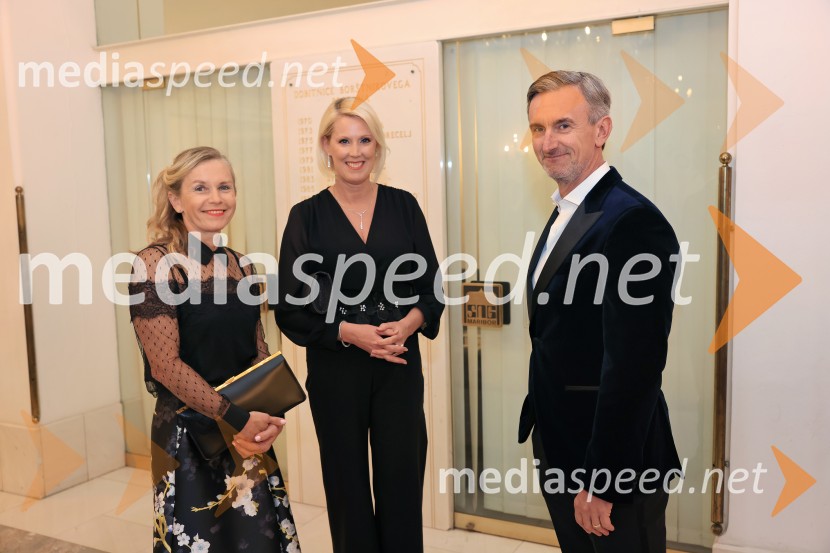  Alenka  Lukić, prof. za oblikovanje na Srednji šoli za oblikovanje MB;  Petra Juvančič, izvršna direktorica, Združenje Manager;  Marko Lukić, lastnik in direktor družbe Lumar IGManagerski kulturni večer