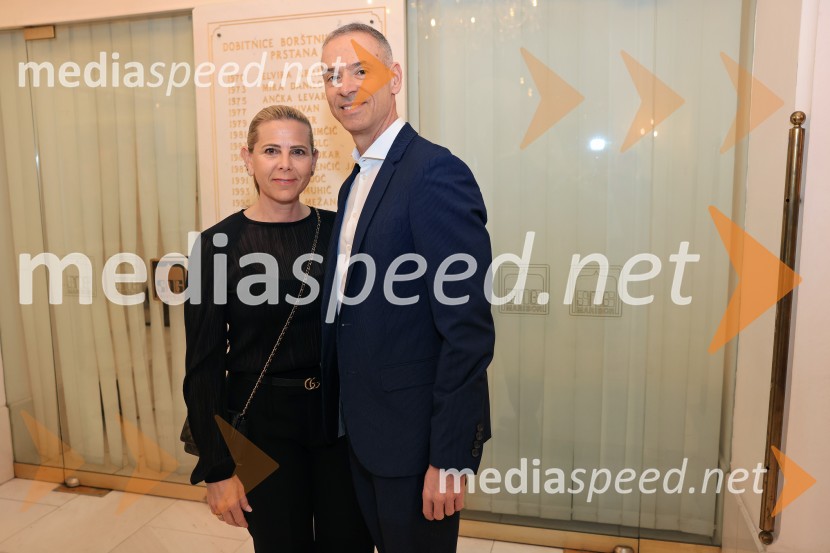  Patricia  Koren Vilčnik, marketing, Press clipping;  Boštjan Vilčnik, direktor, podjetje Press ClippingManagerski kulturni večer