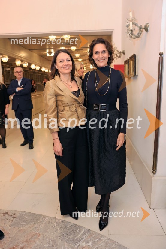  Tatjana Zabusu Mikuž;  Andrea Volenik, direktorica, Volenik d.o.o.Managerski kulturni večer