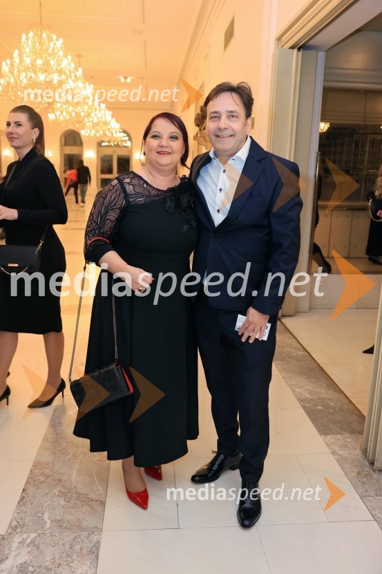 mag. Sabina Sobočan, direktorica, Varis Lendava d.d.;  Marko Čuš, vodja komerciale in vodja prodaje gotovih kopalni-domači trg, Varis Lendava d.d.Managerski kulturni večer