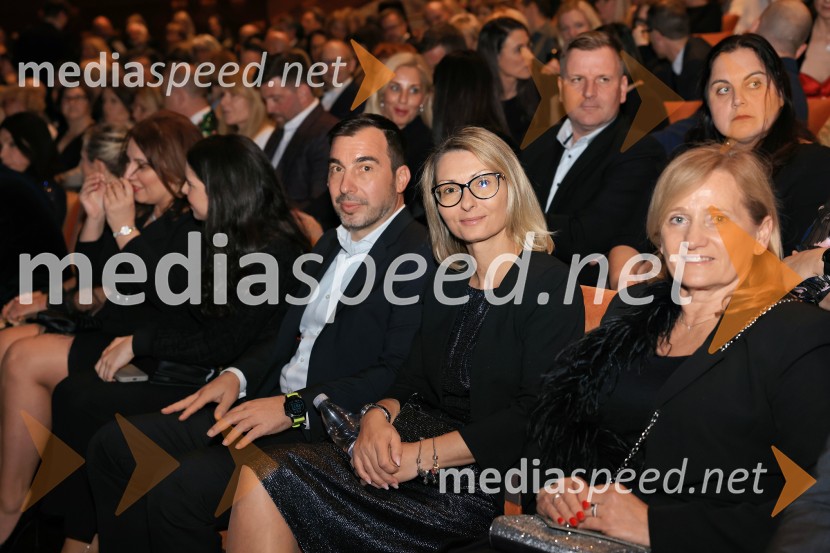 Managerski kulturni večer