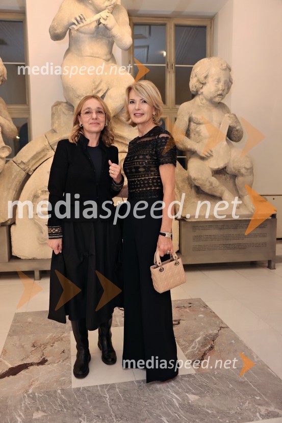 dr. Alja  Brglez, šefinja kabineta bivšega predsednika RS;  Nevenka Črešnar Pergar, lastnica in direktorica podjetja NP ConsultingManagerski kulturni večer