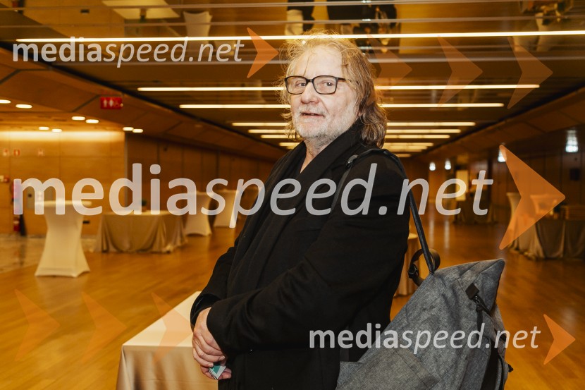  Vinko Möderndorfer, pisatelj, pesnik, režiser, dramatik27. Festival dokumentarnega filma, otvoritev