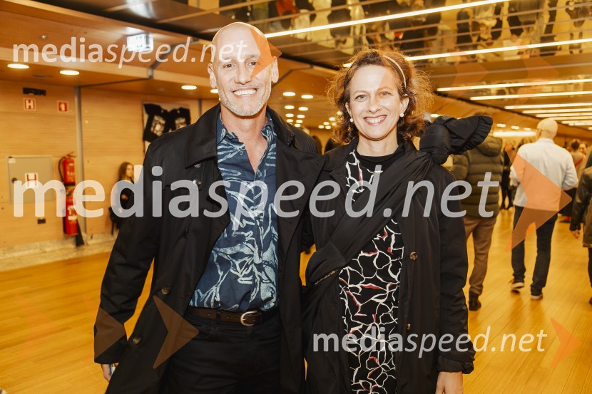  Peter Poles, televizijski voditelj;  Nika  Veger, stilistka27. Festival dokumentarnega filma, otvoritev